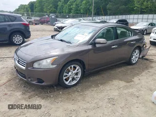 2013 Nissan Maxima SV z VIN 1N4AA5AP9DC816466, wystawiony jako IAAI lot #42141189 z przebiegiem 185 037 mil mil oraz . Historia ofert i sprzedaży dostępna na DreamBid. Obrazek 19.