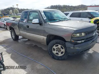 1999 Chevrolet Silverado 1500 LT with VIN 2GCEK19T5X1104064, listed as a IAAI auction lot 41875050 with 398,994 mi miles and . Bid and sale history available at DreamBid. Image 1.