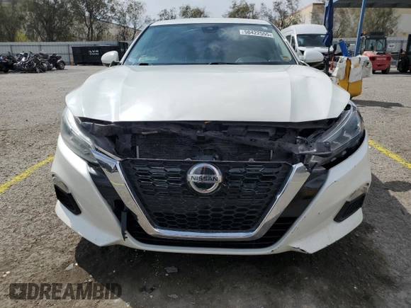 2021 Nissan Altima SV z VIN 1N4BL4DV1MN385337, wystawiony jako Copart lot #50422555 z przebiegiem 111 679 mil mil oraz Szkoda całkowita • Salvage title. Historia ofert i sprzedaży dostępna na DreamBid. Obrazek 5.