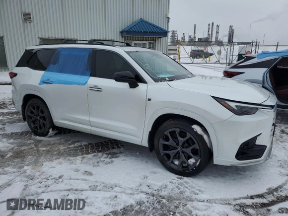 2024 Lexus TX 500h F Sport Premium z VIN 5TDABAB60RS001312, wystawiony jako Copart lot #47646045 z przebiegiem 15 299 mil mil oraz Tytuł czysty. Historia ofert i sprzedaży dostępna na DreamBid. Obrazek 4.