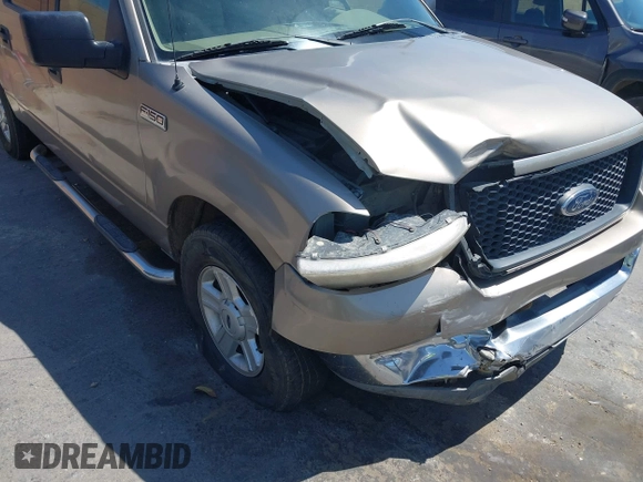2004 Ford F-150 XLT z VIN 1FTRW12W44KC92307, wystawiony jako IAAI lot #42001845 z przebiegiem 291 597 mil mil oraz . Historia ofert i sprzedaży dostępna na DreamBid. Obrazek 6.