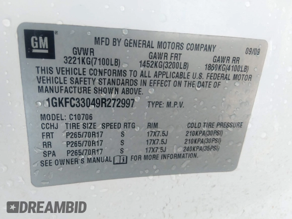 2009 GMC Yukon SLT w/4SB with VIN 1GKFC33049R272997, listed as a IAAI auction lot 39935360 with 290,952 mi miles. Bid and sale history available at carsss.com. Image 9.