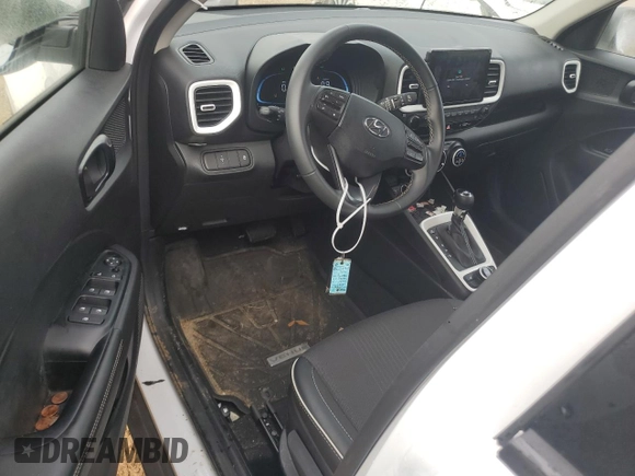 2024 Hyundai Venue Limited with VIN KMHRC8A35RU336797, listed as a Copart auction lot 42943775 with 11,321 mi miles and Non Repairable. Bid and sale history available at DreamBid. Image 8.
