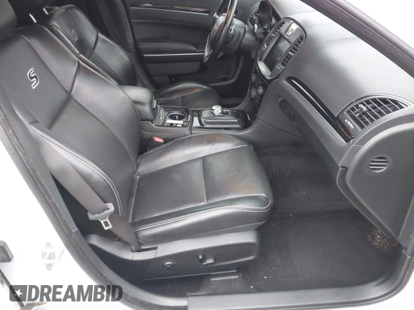 2018 Chrysler 300 with VIN 2C3CCAGG2JH269969, listed as a IAAI auction lot 41199752 with 99,332 mi miles. Bid and sale history available at carsss.com. Image 5.