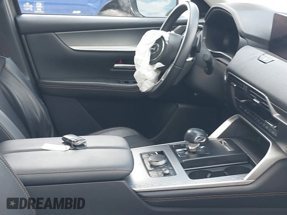 2024 Mazda CX-90 S с VIN JM3KK1HC0R1135680, выставлен на аукционе IAAI как лот 42492399 с пробегом 38 940 миль миль и . История ставок и продаж доступна на DreamBid. Изображение 5.