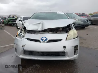 2010 Toyota Prius II with VIN JTDKN3DU5A0013143, listed as a IAAI auction lot 41793661 with 460,723 mi miles. Bid and sale history available at carsss.com. Image 6.