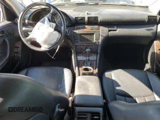 2005 Mercedes-Benz C 320 z VIN WDBRF84JX5F625869, wystawiony jako Copart lot #69964924 z przebiegiem Nie podano mil oraz Szkoda całkowita • Salvage title. Historia ofert i sprzedaży dostępna na DreamBid. Obrazek 8.