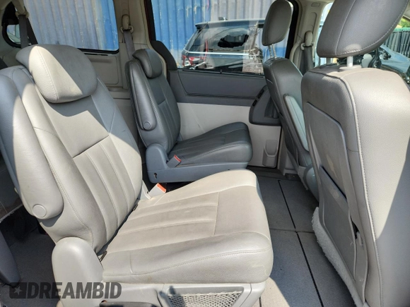 2008 Chrysler Town & Country Touring with VIN 2A8HR54P48R815079, listed as a Copart auction lot 63579045 with 152,815 mi miles and Non repairable. Bid and sale history available at DreamBid. Image 11.