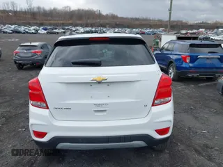2018 Chevrolet Trax LT with VIN KL7CJPSB0JB650502, listed as a IAAI auction lot 41894077 with 74,516 mi miles. Bid and sale history available at carsss.com. Image 16.