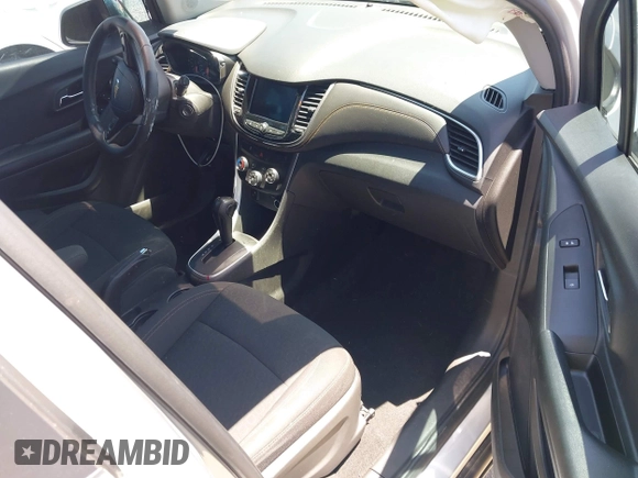 2022 Chevrolet Trax LS with VIN KL7CJKSM5NB542130, listed as a IAAI auction lot 42304634 with 43,670 mi miles and . Bid and sale history available at DreamBid. Image 5.