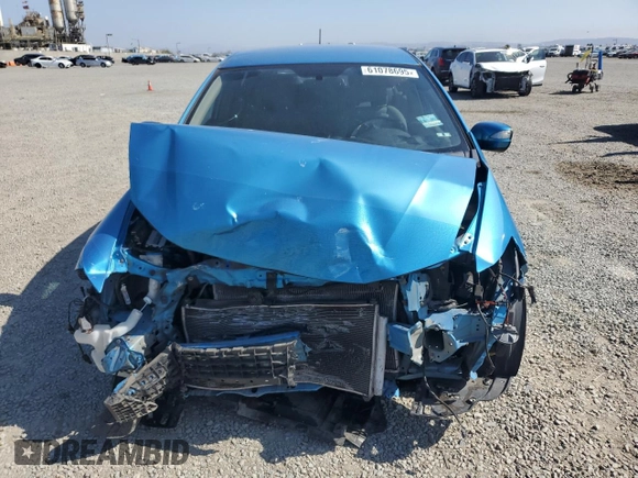 2010 Honda Insight EX with VIN JHMZE2H75AS006595, listed as a Copart auction lot 61078695 with 158,838 mi miles and Salvage title. Bid and sale history available at DreamBid. Image 5.
