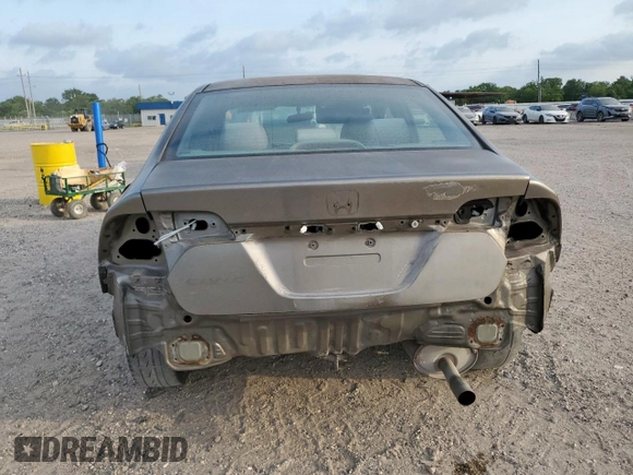 2008 Honda Civic LX z VIN 2HGFA16518H352254, wystawiony jako Copart lot #57336395 z przebiegiem 111 023 mil mil oraz Szkoda całkowita • Salvage title. Historia ofert i sprzedaży dostępna na DreamBid. Obrazek 6.