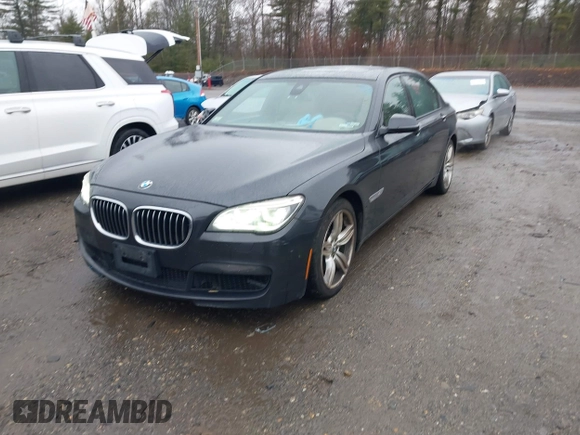 2013 BMW 7 Series 750Li xDrive with VIN WBAYF8C56DD140816, listed as a IAAI auction lot 41709920 with 157,842 mi miles and . Bid and sale history available at DreamBid. Image 18.