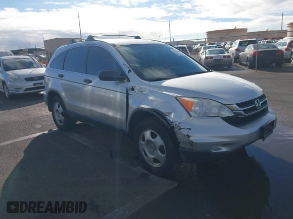 2011 Honda CR-V LX z VIN JHLRE3H34BC010186, wystawiony jako IAAI lot #41434206 z przebiegiem 63 893 mil mil oraz . Historia ofert i sprzedaży dostępna na DreamBid. Obrazek 1.