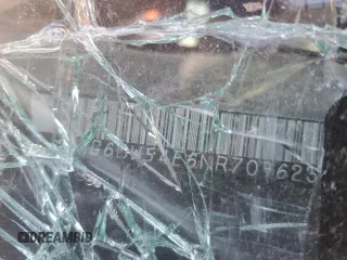 1992 Cadillac Brougham z VIN 1G6DW54E6NR709623, wystawiony jako Copart lot #78206534 z przebiegiem Nie podano mil oraz Nie do naprawy. Historia ofert i sprzedaży dostępna na DreamBid. Obrazek 13.
