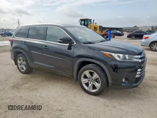 2017 Toyota Highlander Limited with VIN 5TDDZRFH5HS458974, listed as a Copart auction lot 64512955 with 213,743 mi miles and Clean title. Bid and sale history available at DreamBid. Image 4.