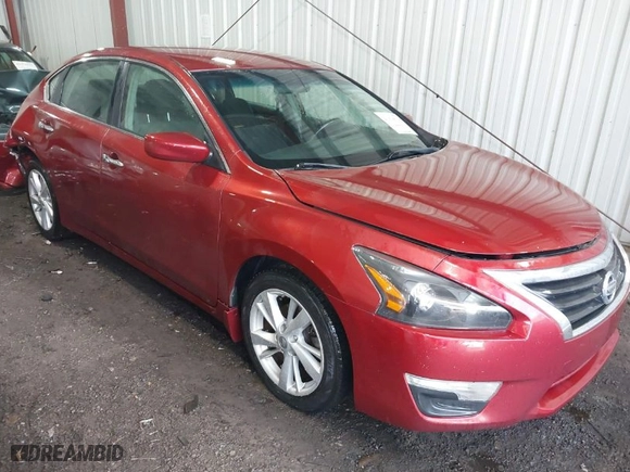 2013 Nissan Altima 2.5 SV with VIN 1N4AL3AP8DC135987, listed as a IAAI auction lot 41910538 with 220,791 mi miles. Bid and sale history available at carsss.com. Image 1.