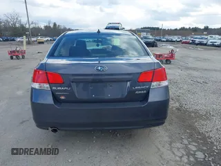 2014 Subaru Legacy Premium с VIN 4S3BMBC63E3020628, выставлен на аукционе IAAI как лот 41863494 с пробегом 125 829 миль миль и . История ставок и продаж доступна на DreamBid. Изображение 16.