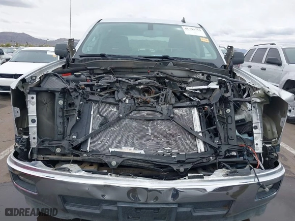 2014 Chevrolet Silverado 1500 LT with VIN 3GCPCREC8EG175659, listed as a IAAI auction lot 41793713 with 118,568 mi miles. Bid and sale history available at carsss.com. Image 6.