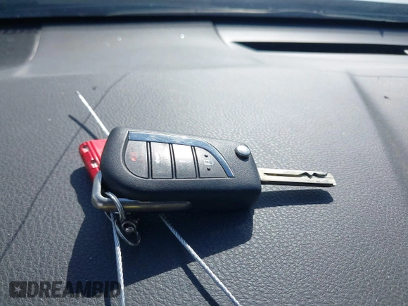 2022 Toyota Camry SE z VIN 4T1G11AK3NU638448, wystawiony jako IAAI lot #42087578 z przebiegiem 58 529 mil mil oraz . Historia ofert i sprzedaży dostępna na DreamBid. Obrazek 11.