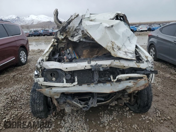 2001 Isuzu Trooper S z VIN JACDJ58X817J18687, wystawiony jako Copart lot #45499675 z przebiegiem Nie podano mil oraz Szkoda całkowita • Salvage title. Historia ofert i sprzedaży dostępna na DreamBid. Obrazek 5.