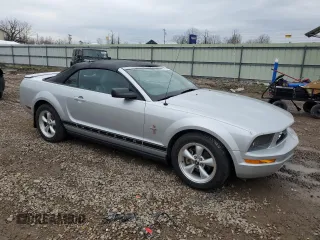 2007 Ford Mustang Deluxe with VIN 1ZVHT84N775223032, listed as a Copart auction lot 52597025 with 78,121 mi miles and Salvage Title. Bid and sale history available at carsss.com. Image 4.