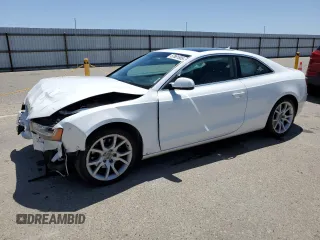 2012 Audi A5 Premium Plus z VIN WAULFAFR0CA024527, wystawiony jako Copart lot #57881905 z przebiegiem 151 689 mil mil oraz Czysty tytuł • Clean title. Historia ofert i sprzedaży dostępna na DreamBid. Obrazek 1.