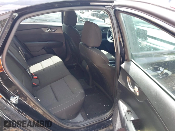 2021 Kia Forte LXS with VIN 3KPF24AD6ME307117, listed as a IAAI auction lot 42204377 with 52,364 mi miles and . Bid and sale history available at DreamBid. Image 8.