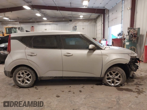 2020 Kia Soul LX with VIN KNDJ23AU1L7732263, listed as a IAAI auction lot 41144527 with 34,856 mi miles. Bid and sale history available at carsss.com. Image 13.