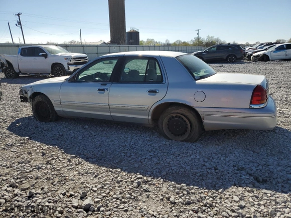 2001 Ford Crown Victoria with VIN 2FAFP73WX1X104907, listed as a Copart auction lot 50045165 with 88,797 mi miles and Salvage Title. Bid and sale history available at carsss.com. Image 2.