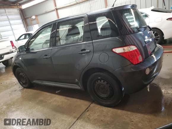 2006 Scion xA z VIN JTKKT604865005909, wystawiony jako Copart lot #56465415 z przebiegiem 137 601 mil mil oraz Czysty tytuł • Clean title. Historia ofert i sprzedaży dostępna na DreamBid. Obrazek 2.