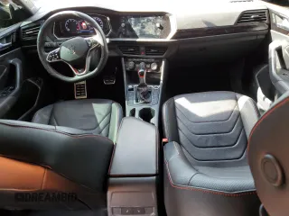 2022 Volkswagen Jetta GLI Autobahn z VIN 3VW2T7BU9NM001125, wystawiony jako Copart lot #63328954 z przebiegiem 86 703 mil mil oraz Szkoda całkowita • Salvage title. Historia ofert i sprzedaży dostępna na DreamBid. Obrazek 8.