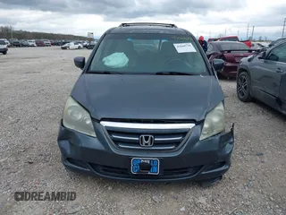 2006 Honda Odyssey EX-L with VIN 5FNRL38716B441549, listed as a IAAI auction lot 42048758 with 232,194 mi miles. Bid and sale history available at carsss.com. Image 12.