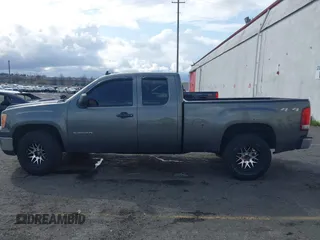 2011 GMC Sierra 1500 SLE with VIN 1GTR2VE31BZ308200, listed as a IAAI auction lot 41901331 with 184,008 mi miles and . Bid and sale history available at DreamBid. Image 14.