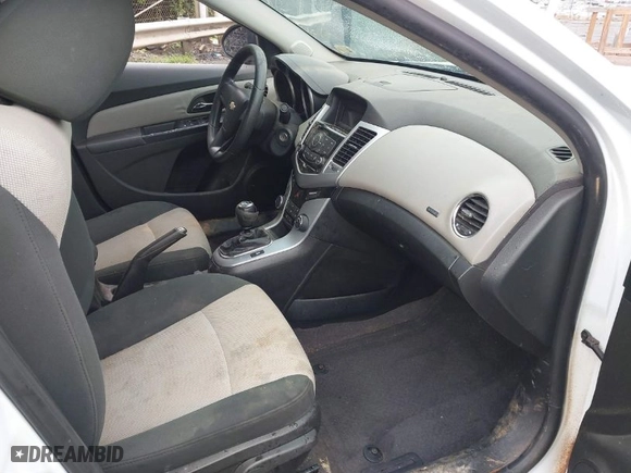 2011 Chevrolet Cruze LS with VIN 1G1PD5SH1B7211620, listed as a IAAI auction lot 40309962 with 248,815 mi miles. Bid and sale history available at carsss.com. Image 5.