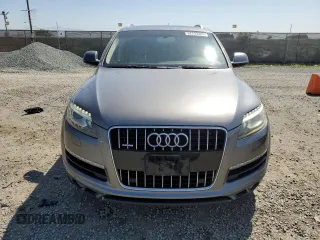 2012 Audi Q7 Premium Plus with VIN WA1LGAFE2CD005256, listed as a Copart auction lot 52233385 with 174,182 mi miles and Salvage title. Bid and sale history available at DreamBid. Image 5.