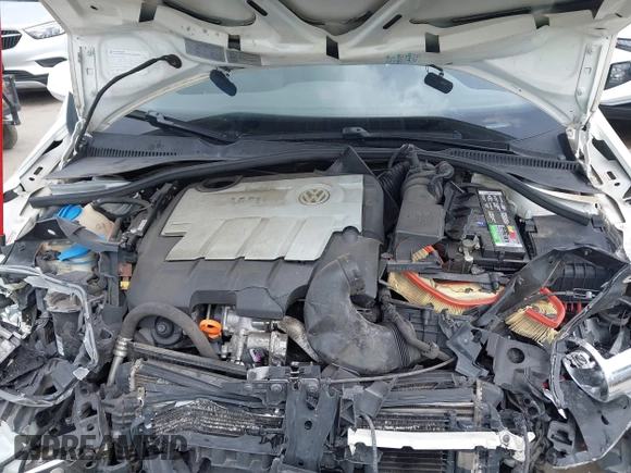 2013 Volkswagen Jetta TDI with VIN 3VWPL7AJ0DM664563, listed as a IAAI auction lot 42271539 with 122,035 mi miles and . Bid and sale history available at DreamBid. Image 10.