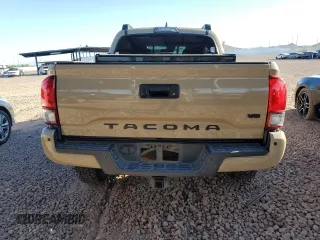2019 Toyota Tacoma SR z VIN 5TFCZ5AN8KX171793, wystawiony jako Copart lot #57907015 z przebiegiem 96 925 mil mil oraz Szkoda całkowita • Salvage title. Historia ofert i sprzedaży dostępna na DreamBid. Obrazek 6.