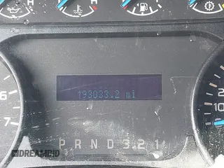 2014 Ford F-150 XL с VIN 1FTMF1EM5EFC18599, выставлен на аукционе IAAI как лот 42438040 с пробегом 193 033 миль миль и . История ставок и продаж доступна на DreamBid. Изображение 16.