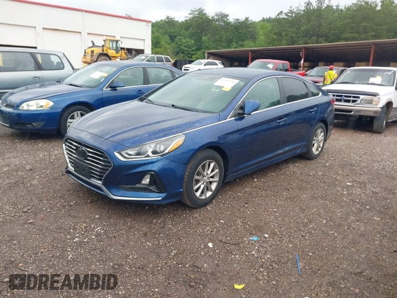 2018 Hyundai Sonata SE z VIN 5NPE24AF7JH697147, wystawiony jako IAAI lot #42253796 z przebiegiem 72 605 mil mil oraz . Historia ofert i sprzedaży dostępna na DreamBid. Obrazek 17.
