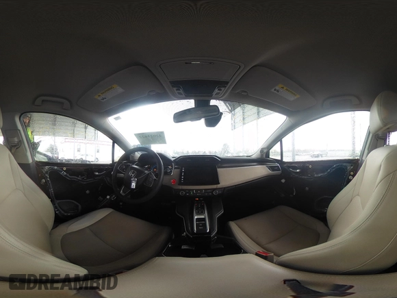 2018 Honda Clarity Plug-In Hybrid Touring with VIN JHMZC5F3XJC005797, listed as a IAAI auction lot 42021622 with 58,307 mi miles. Bid and sale history available at carsss.com. Image 23.