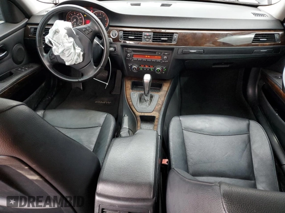 2011 BMW 3 Series 328i with VIN WBAPH5G59BNM75512, listed as a Copart auction lot 45719405 with 100,285 mi miles and Salvage title. Bid and sale history available at DreamBid. Image 8.