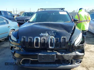 2014 Jeep Cherokee Limited с VIN 1C4PJMDSXEW294218, выставлен на аукционе IAAI как лот 42655095 с пробегом 133 859 миль миль и . История ставок и продаж доступна на DreamBid. Изображение 12.