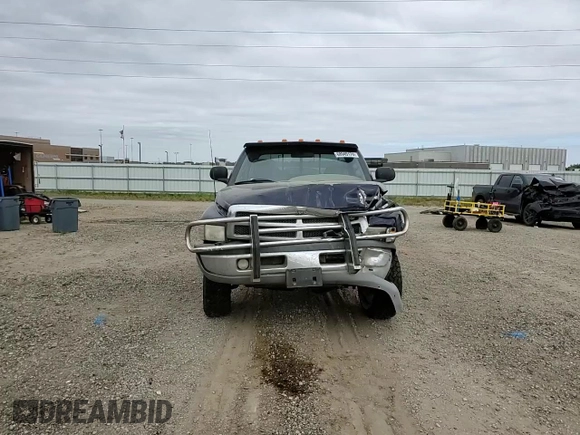 1999 Dodge Ram 2500 with VIN 1B7KF2368XJ511110, listed as a Copart auction lot 68945174 with 173,983 mi miles and Salvage Title. Bid and sale history available at carsss.com. Image 10.