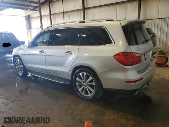 2013 Mercedes-Benz GL 450 z VIN 4JGDF7CE4DA115020, wystawiony jako Copart lot #54309625 z przebiegiem 166 123 mil mil oraz Szkoda całkowita • Salvage title. Historia ofert i sprzedaży dostępna na DreamBid. Obrazek 2.