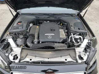 2019 Mercedes-Benz E 300 z VIN WDDZF4KBXKA673571, wystawiony jako Copart lot #52425625 z przebiegiem 32 605 mil mil oraz Szkoda całkowita • Salvage title. Historia ofert i sprzedaży dostępna na DreamBid. Obrazek 11.