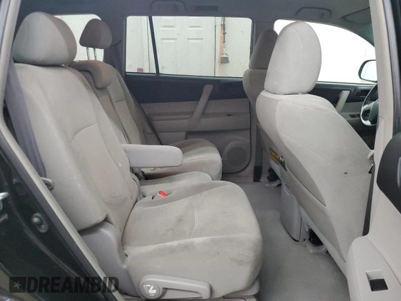 2010 Toyota Highlander with VIN 5TDBK3EH5AS024439, listed as a Copart auction lot 60076265 with 155,295 mi miles and Salvage title. Bid and sale history available at DreamBid. Image 11.