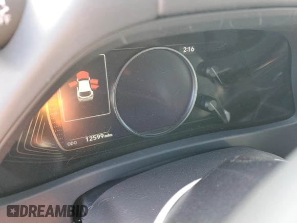 2023 Lexus UX 250h Premium с VIN JTHP9JBH8P2069805, выставлен на аукционе Copart как лот 87671095 с пробегом 12 599 миль миль и Списание • Salvage title. История ставок и продаж доступна на DreamBid. Изображение 9.