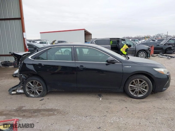 2016 Toyota Camry Hybrid LE with VIN 4T1BD1FK7GU191846, listed as a IAAI auction lot 41586583 with 207,569 mi miles. Bid and sale history available at carsss.com. Image 13.