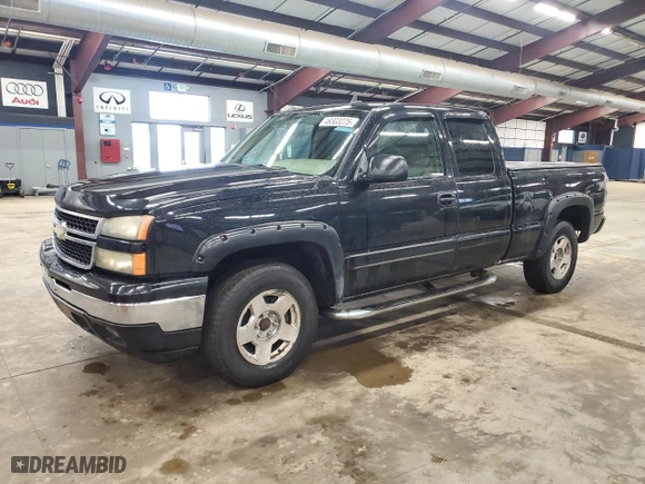 2006 Chevrolet Silverado 1500 LT2 with VIN 2GCEK19B961320781, listed as a Copart auction lot 49303225 with 116,435 mi miles and Clean Title. Bid and sale history available at carsss.com. Image 1.